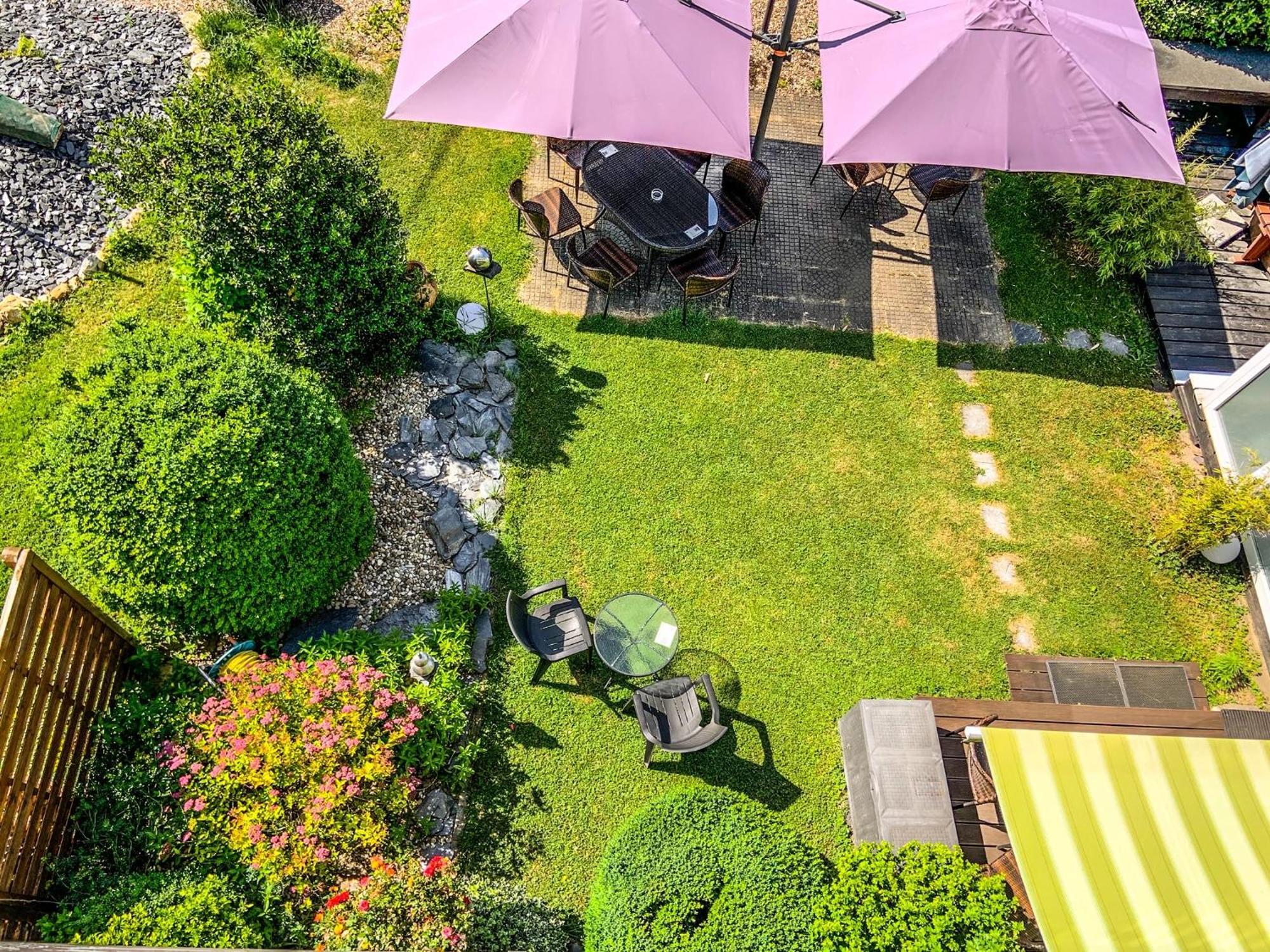 Moselhotel Weinhaus Simon 'Sauna'Restaurant'Eladesaeule วินทริค ภายนอก รูปภาพ